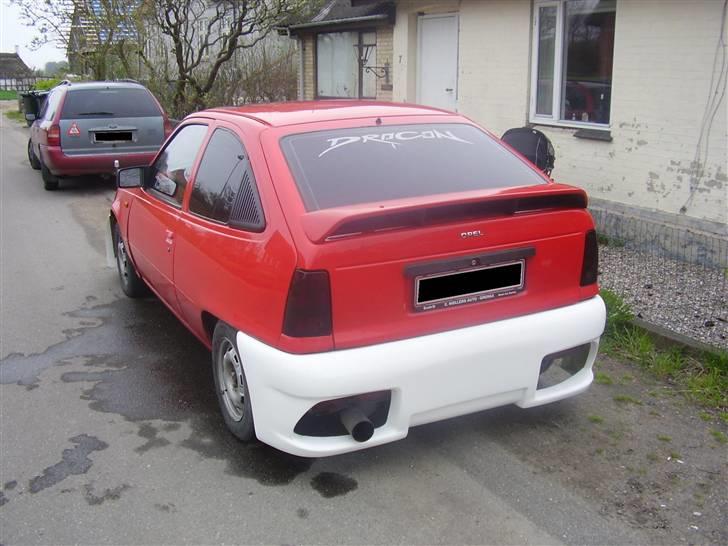 Opel Kadett 1,4i *TOTALSKADET* - nu mangler jeg bare sideskørter, udstødning og KN filter. billede 14