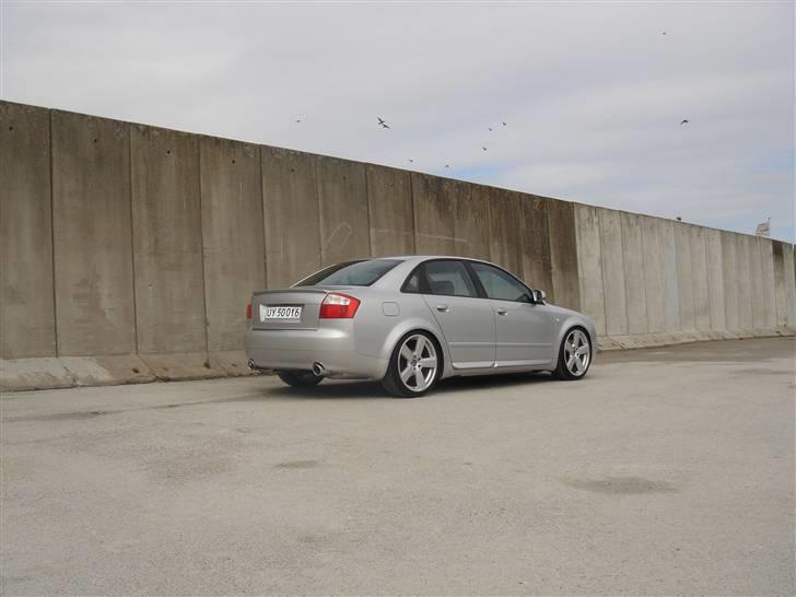 Audi A4  V6  S-line ¤SOLGT¤ billede 3