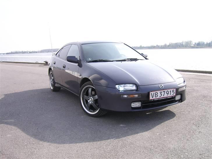 Mazda 323F BA billede 15