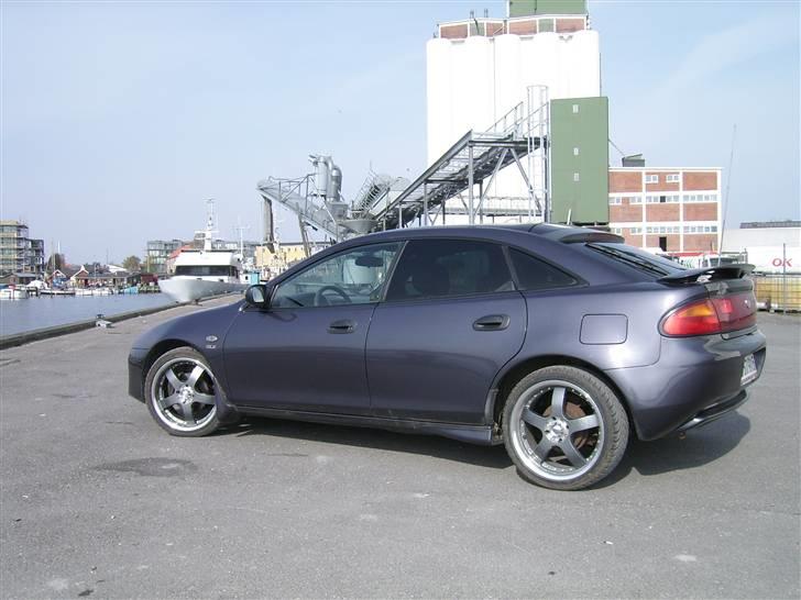 Mazda 323F BA billede 17