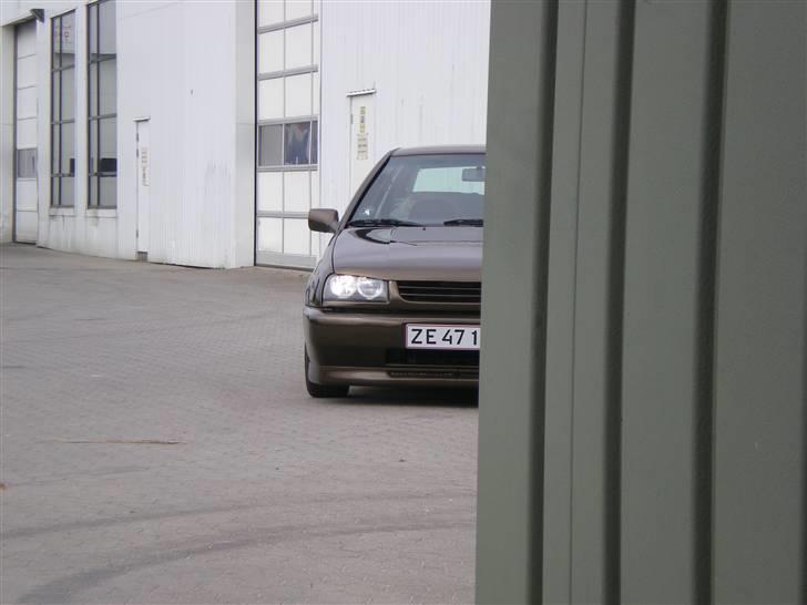 VW Vento 1.8 - Brown Pearl.. billede 2