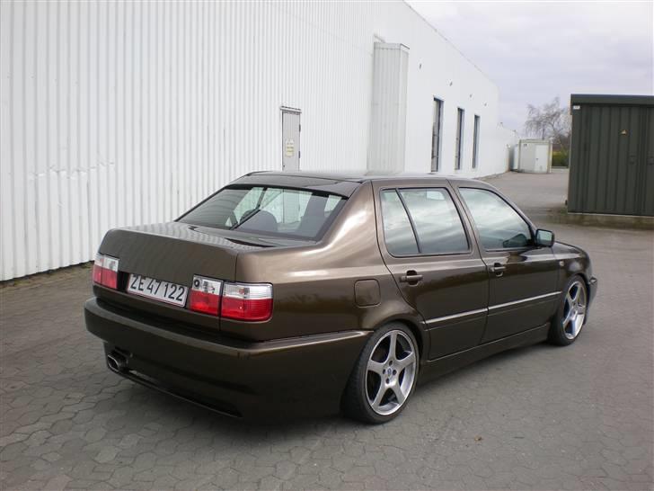 VW Vento 1.8 - Brown Pearl.. billede 3