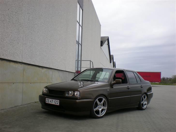 VW Vento 1.8 - Brown Pearl.. billede 8