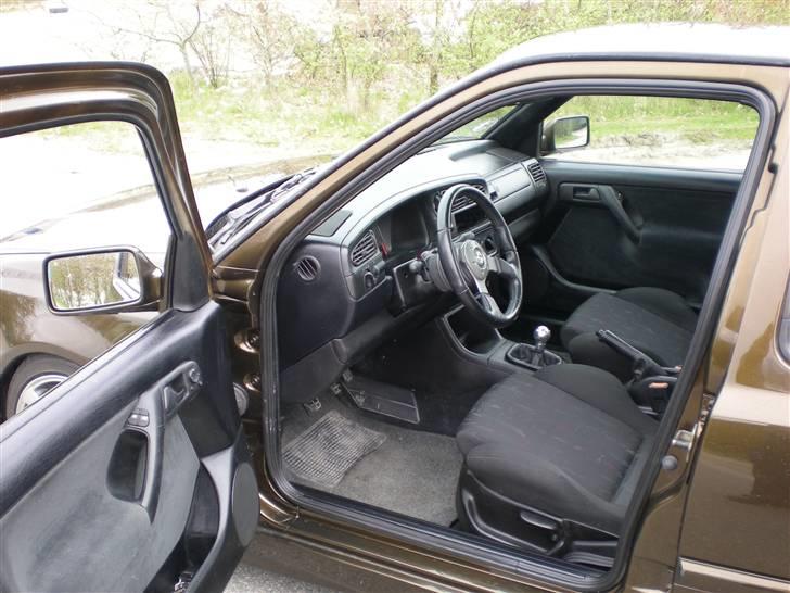 VW Vento 1.8 - Brown Pearl.. billede 13