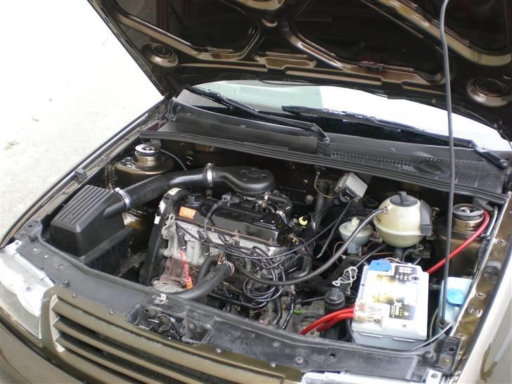 VW Vento 1.8 - Brown Pearl.. billede 14
