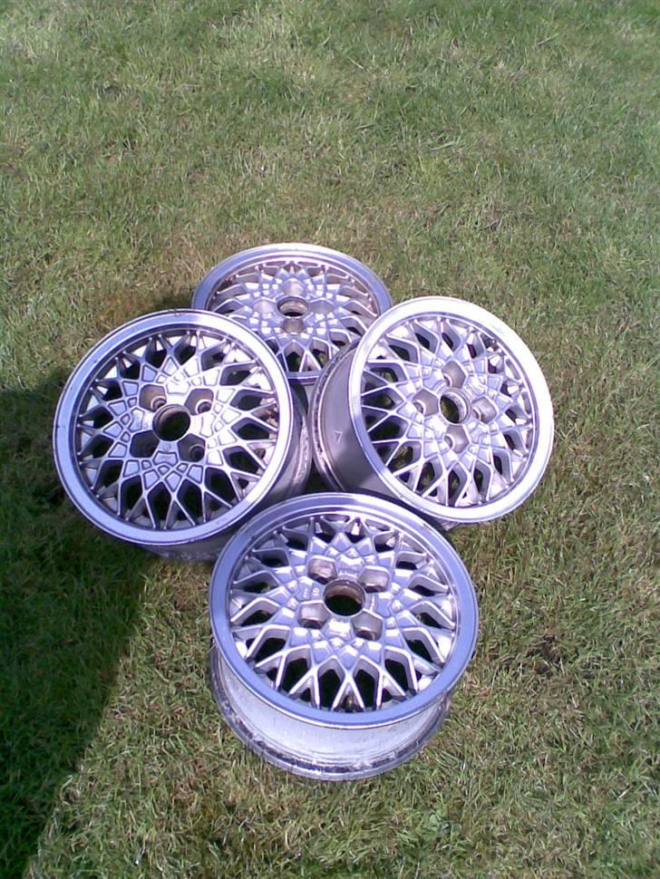 VW Polo Coupé Solgt. - . Mine nye fælge.. billede lånt af tidligere ejer. billede 8