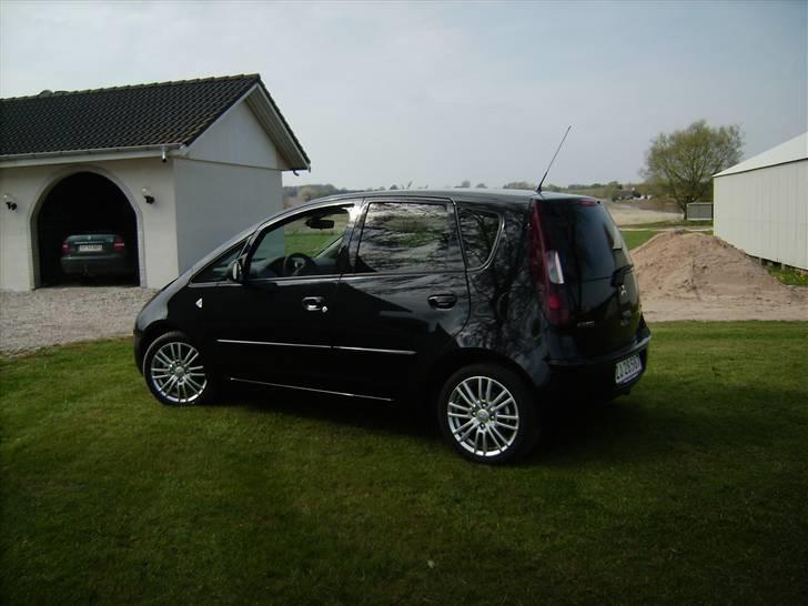 Mitsubishi Colt Insport billede 2