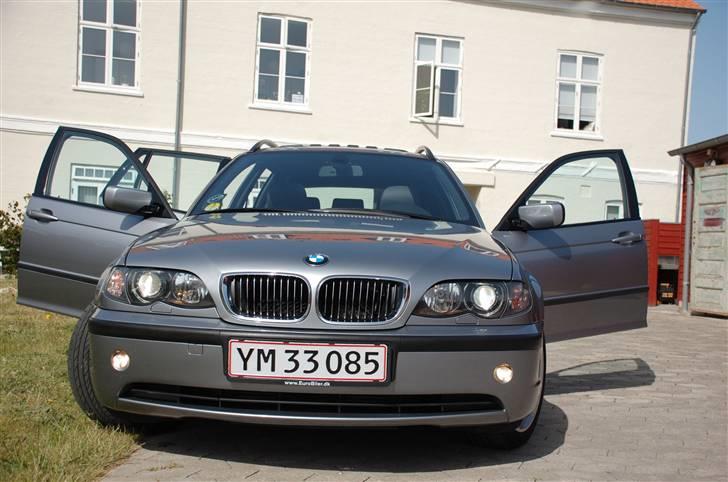 BMW 330D Touring - SOLGT billede 2