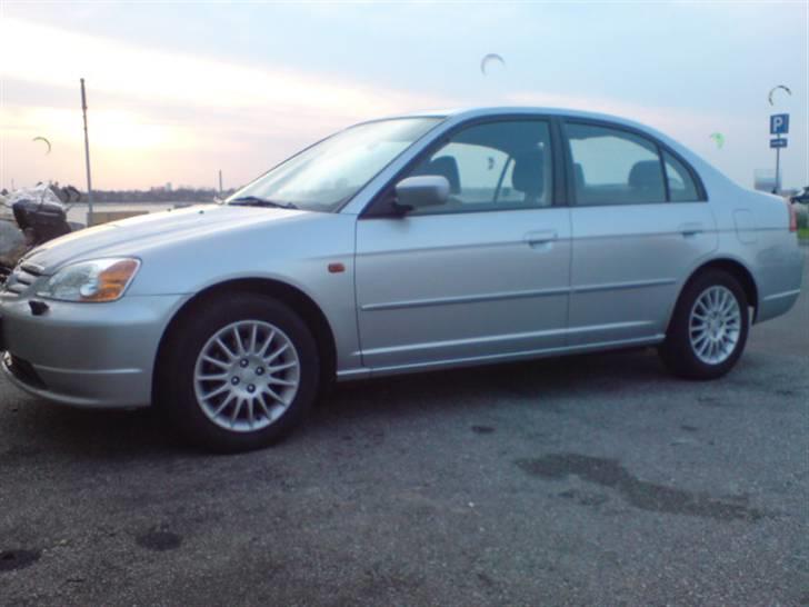 Honda Civic 1,6i ES( solgt) billede 4