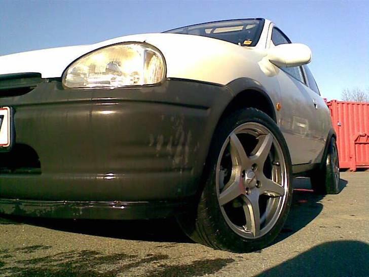 Opel Corsa B (Solgt) - Sommer billeder med sommer fælge. billede 1