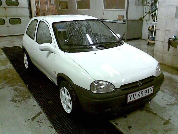 Opel Corsa B (Solgt) - En med vinterfælgene. billede 9