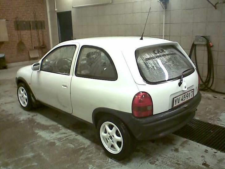 Opel Corsa B (Solgt) - En med vinterfælgene. billede 10