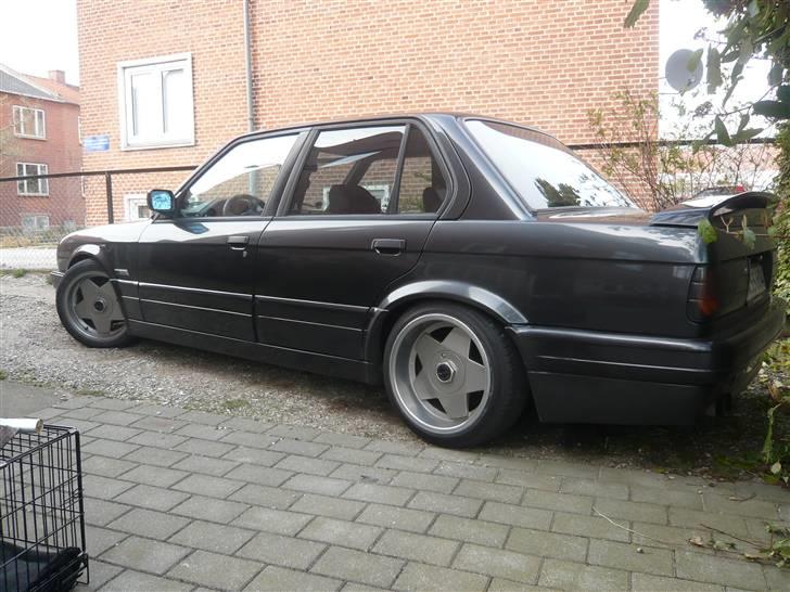 BMW 325i billede 6