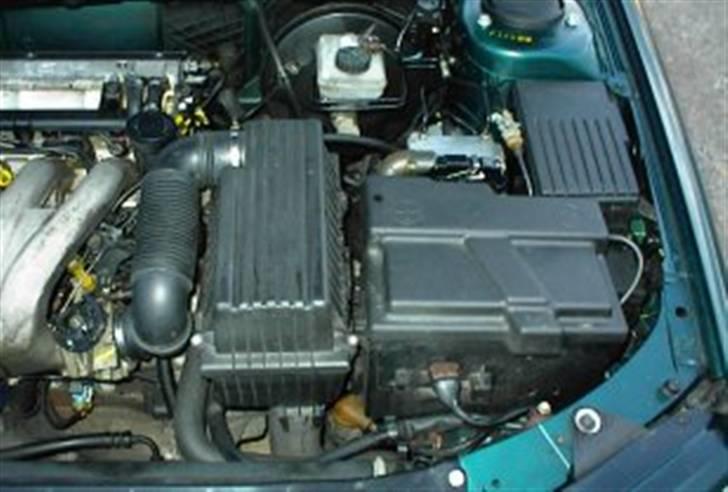 Peugeot 406 ST - DØD - Standard luftfilter løsning billede 8