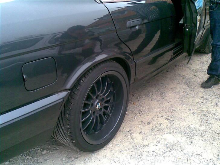 BMW E34 520i 24v SOLGT billede 3