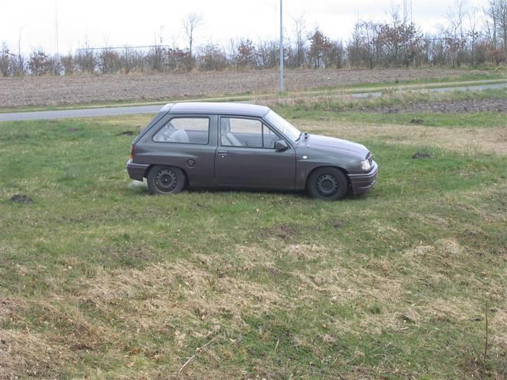 Opel corsa a billede 1