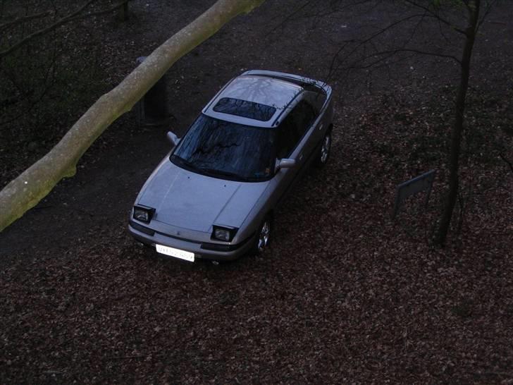 Mazda 323f - Mazda´en ovenfra  billede 14