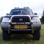 Toyota landcruiser gx90