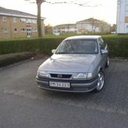 Opel vectra TIL SALG