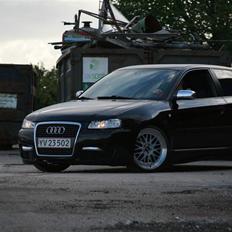 Audi A3 1.8T *SOLGT*