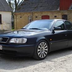 Audi A6 Limousine 2,6 V6 SOLGT