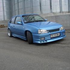 Opel kadett 2,0 * SOLGT *