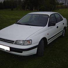 Toyota Carina E 