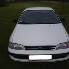 Toyota Carina E 
