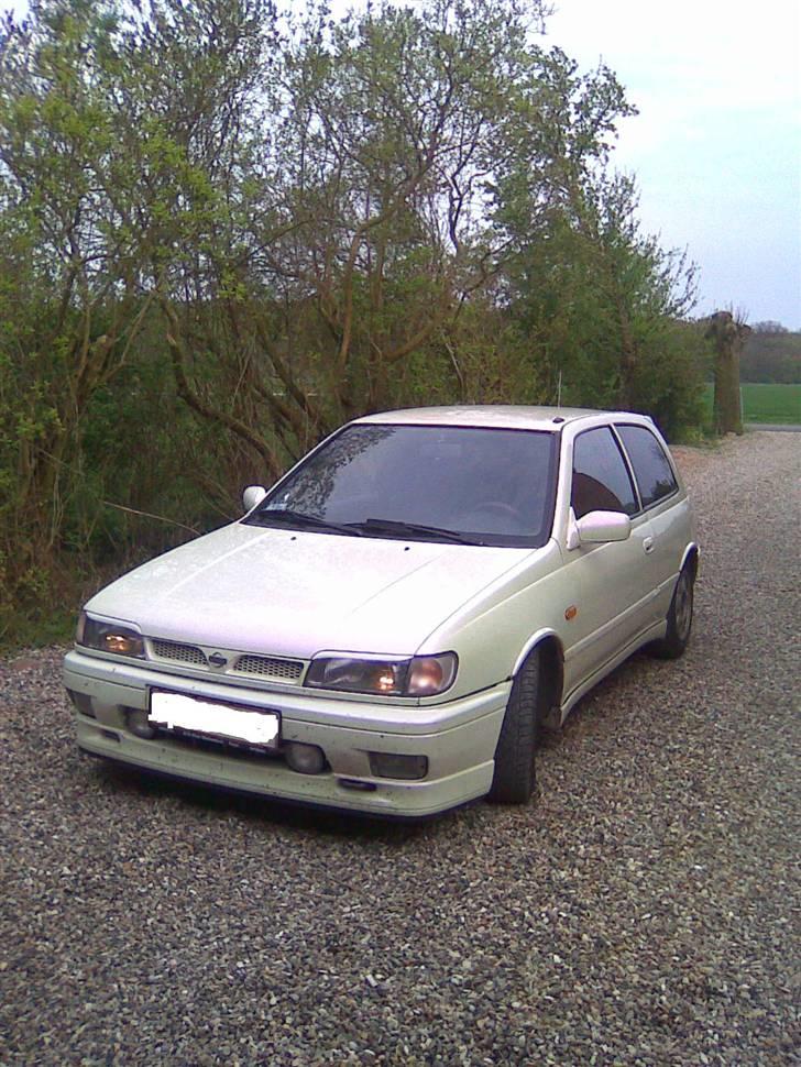 Nissan Sunny 2.0 GTI SOLGT billede 1