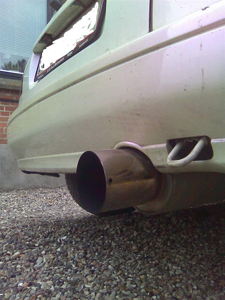 Nissan Sunny 2.0 GTI SOLGT billede 3