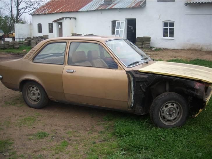 Opel kadett c projekt solgt billede 7