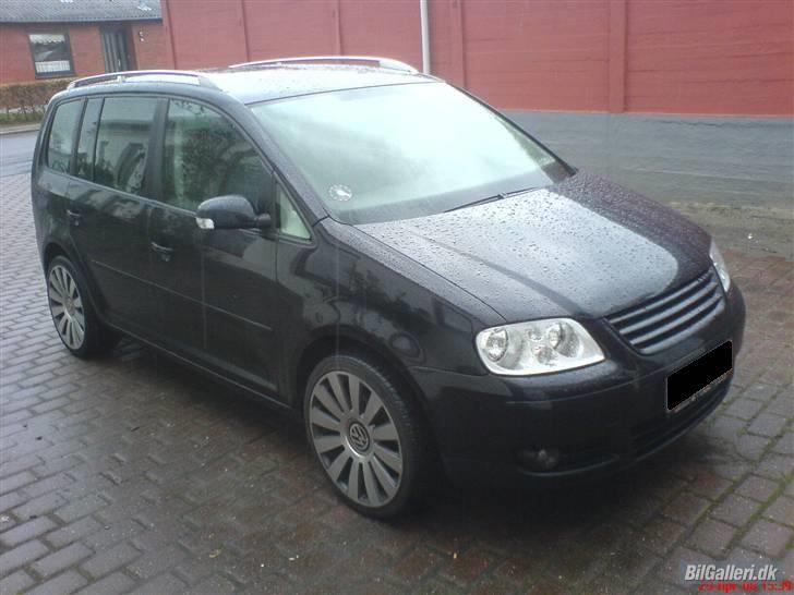 VW Touran ~ Highline 5p. -  Forår 08...Med de gamle A8-fælge og uden Krom Spejle og håndtag billede 10