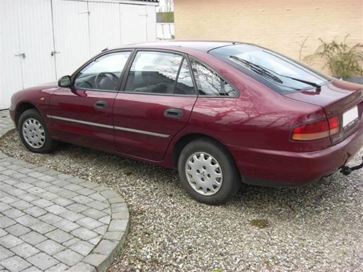 Mitsubishi Galant 1,8 GLi billede 2