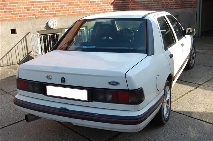 Ford sierra 2.0 EFI  SOLGT billede 2