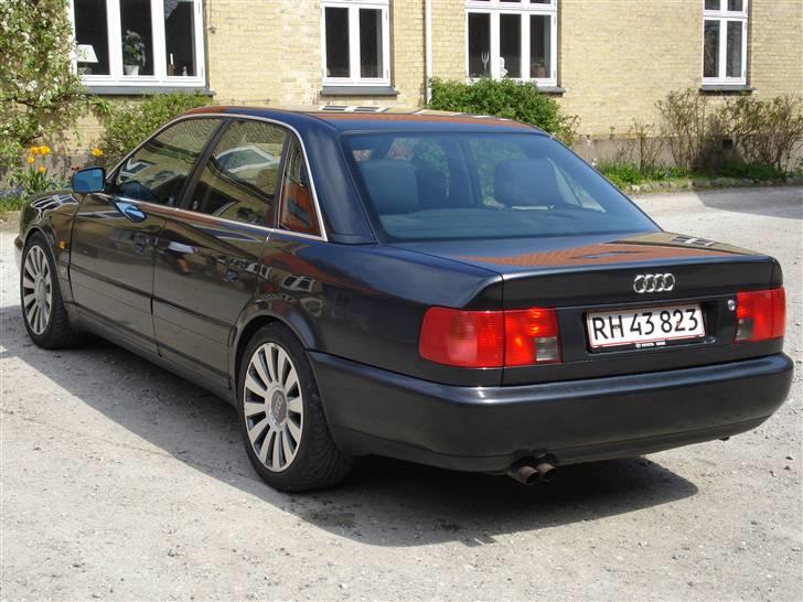 Audi A6 Limousine 2,6 V6 SOLGT billede 3