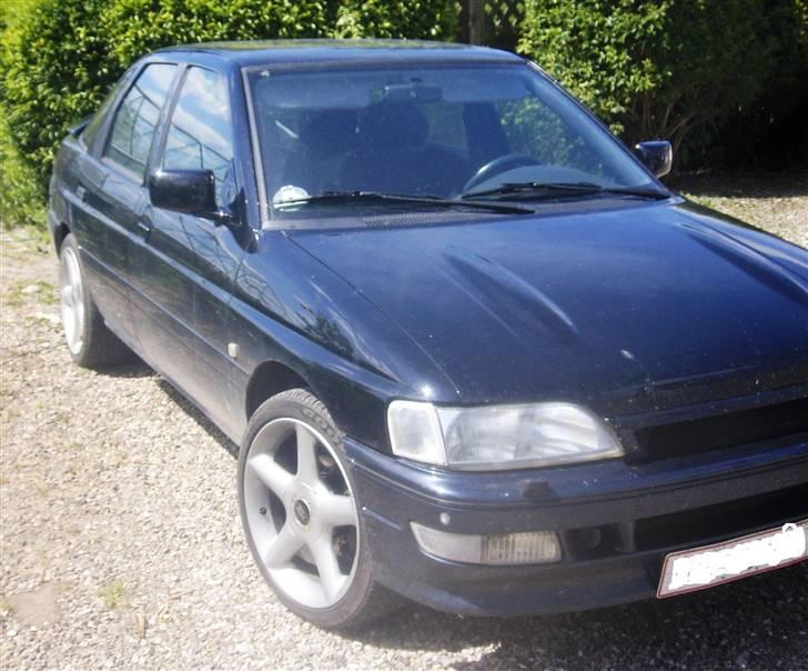 Ford Escort R Sport 4x4 (afmeldt) - Med de nye 17" alufælge !!! billede 3