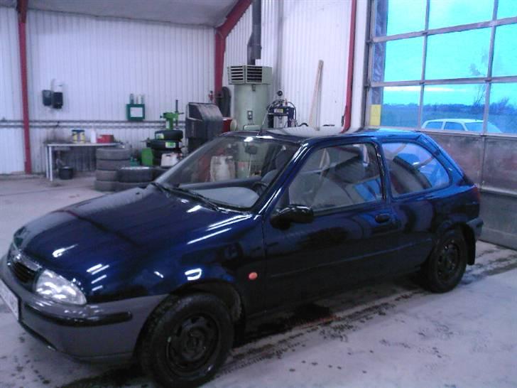 Mazda 121 1,3LX 3D SOLGT billede 1