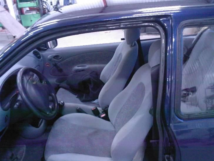 Mazda 121 1,3LX 3D SOLGT billede 5