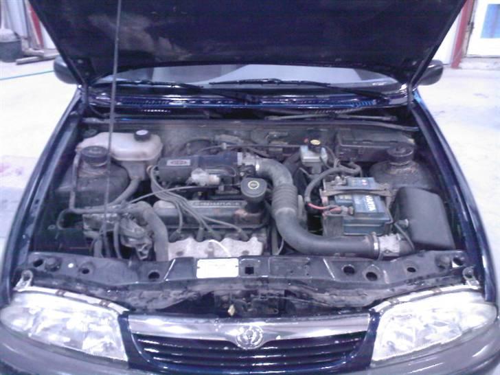 Mazda 121 1,3LX 3D SOLGT billede 7