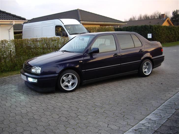 VW Vento GL billede 2