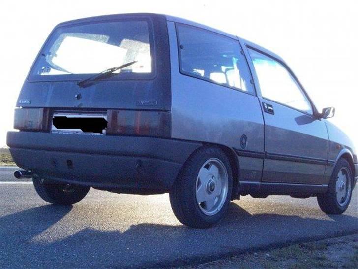 Lancia Y10 GT i.e. - Skarp afsluttet hæk. billede 4