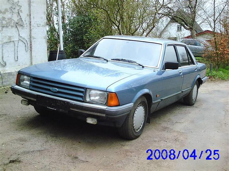 Ford Granada Savoy (solgt) - min lille ford-vogn... billede 1