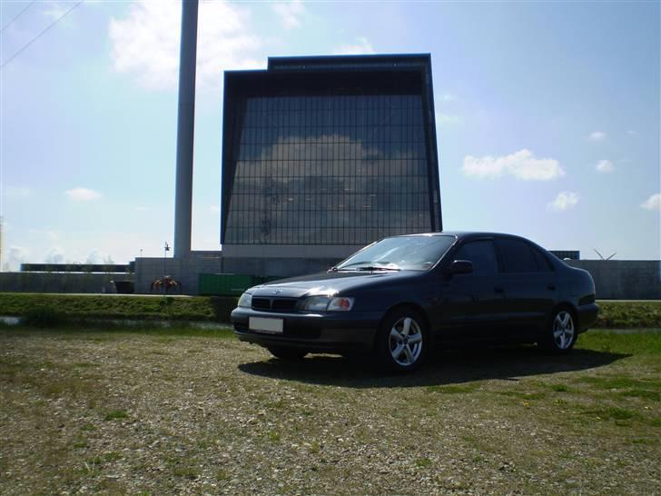 Toyota Carina E SOLGT! billede 1