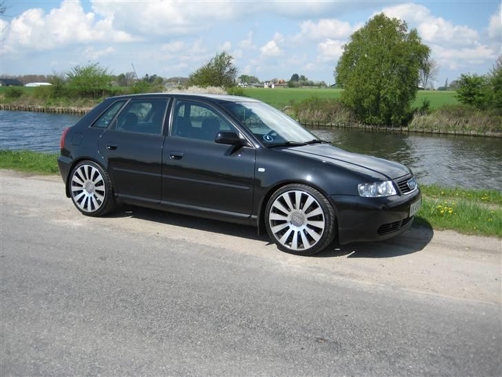 Audi A3 8L 1,8 Turbo 180 HK Ambiente billede 2