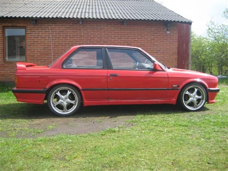 BMW 320i solgt billede 7