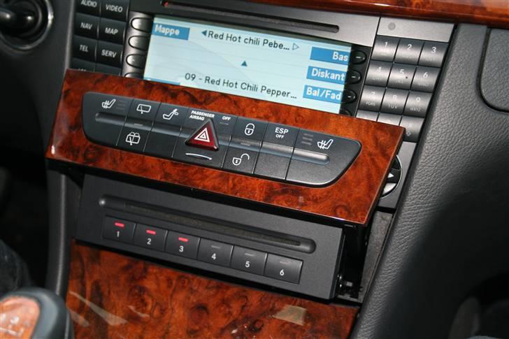 Mercedes Benz E270 CDI - Solgt! billede 16