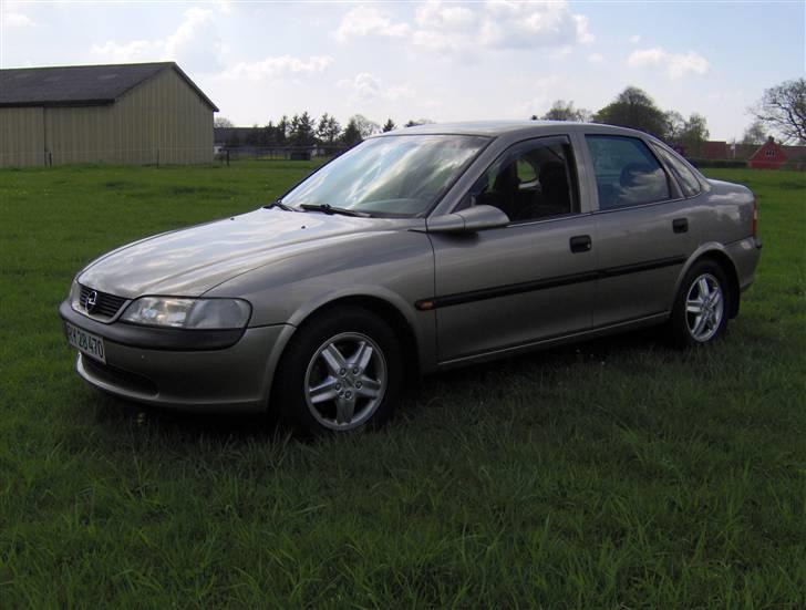 Opel vectra b billede 2