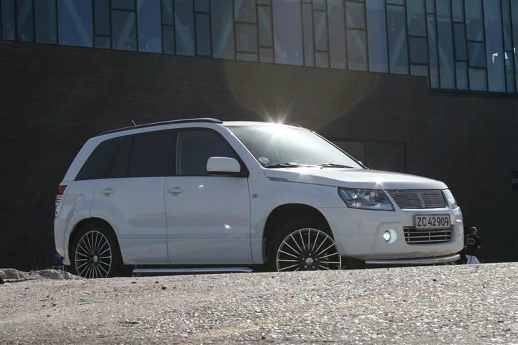 Suzuki Grand Vitara - ny grill er bestilt fra usa  - kommer i løbet af maj mdr billede 6