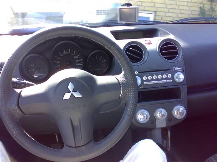 Mitsubishi colt insport billede 4