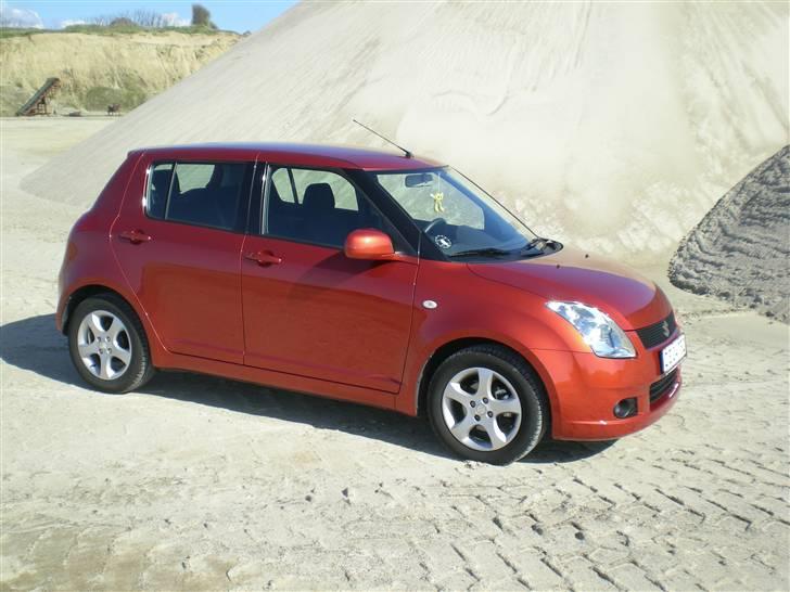 Suzuki swift 1,5 GLX SMADRET billede 14